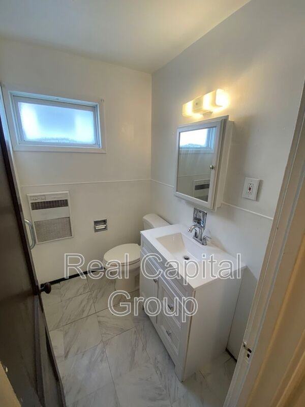 511 Shirley Ave - Photo 7 of 17