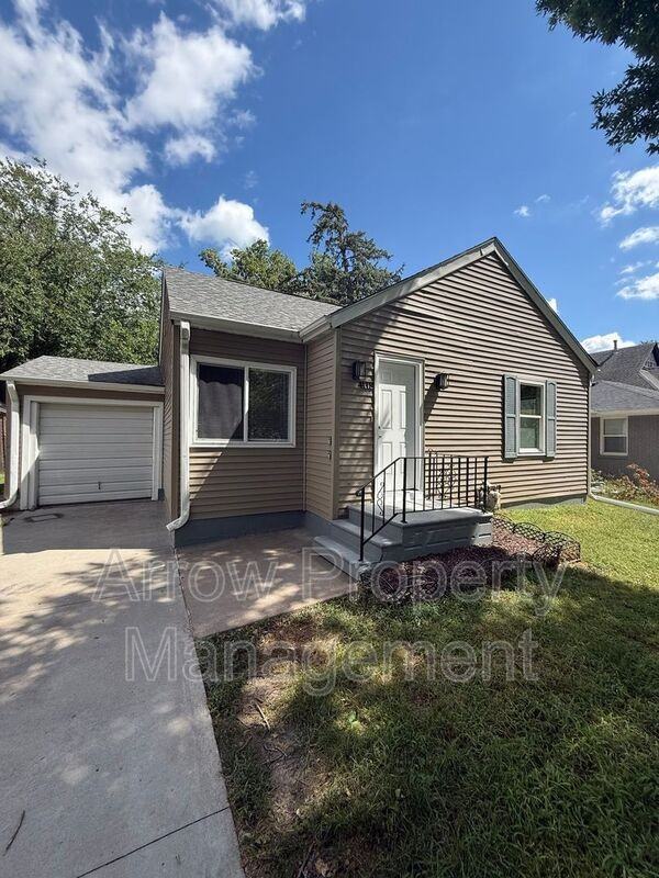 4118 Touzalin Avenue - Photo 2 of 18