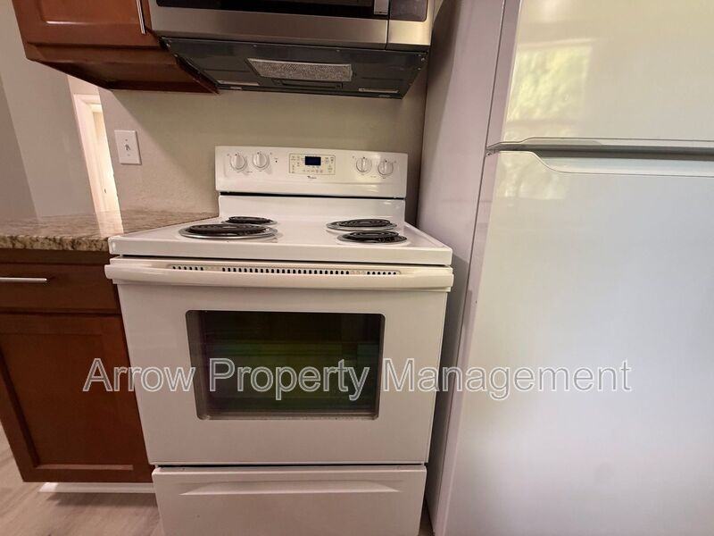 4118 Touzalin Avenue - Photo 7 of 18