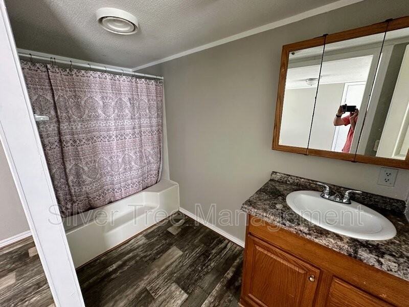 266 Lark Meadow Dr #B - Photo 5 of 17