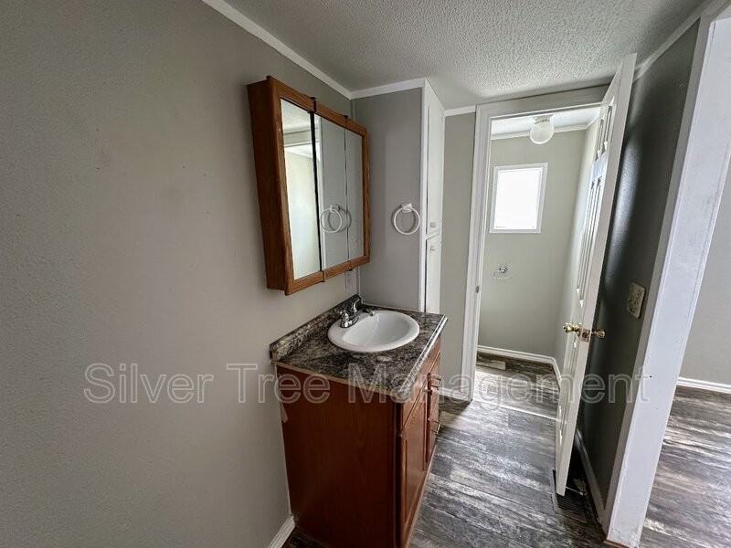 266 Lark Meadow Dr #B - Photo 6 of 17