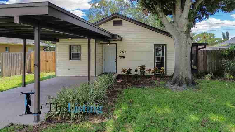 766 91st Ave N - Photo 3 of 26