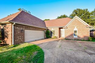 7182 Golden Oaks Loop E - Photo 1 of 1