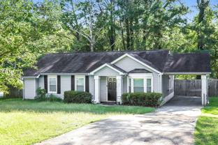 660 Utoy Cir Sw - Photo 1 of 1
