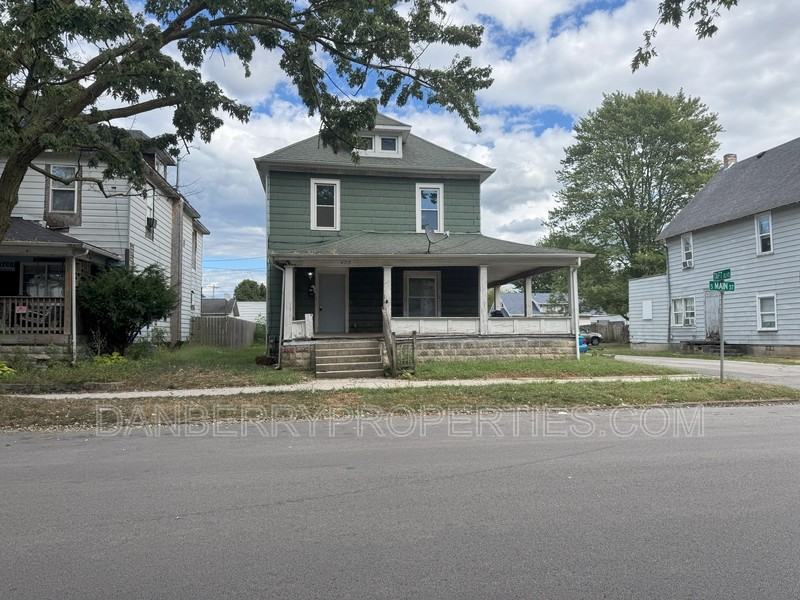 428 S Main St - Photo 3 of 15