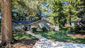 1050 Mathews Ct Se #B - Photo 1 of 1