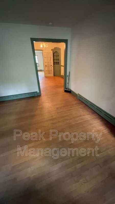 7696 Idlewyld Rd - Photo 3 of 18