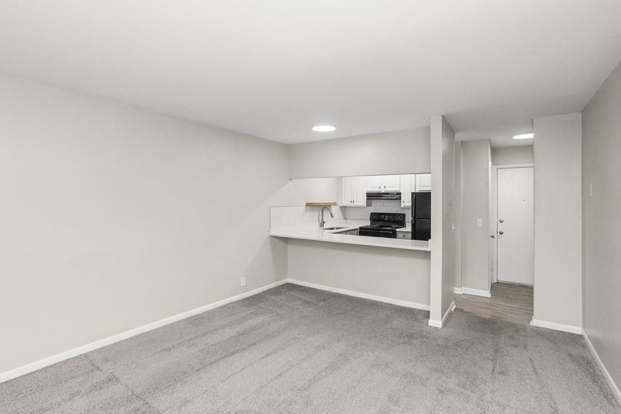 Belmont Place Apartments - Photo 3 of 29