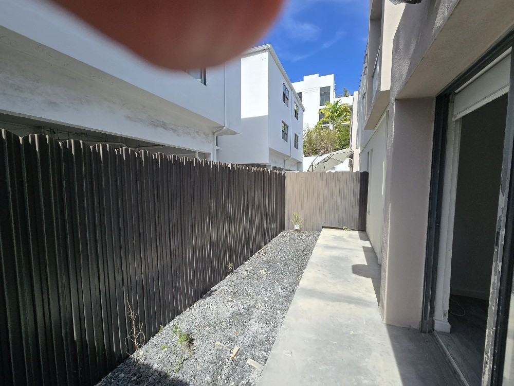 609 Euclid Avenue #3 - Photo 4 of 8