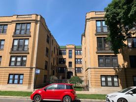 Damen Fargo - Photo 1 of 1