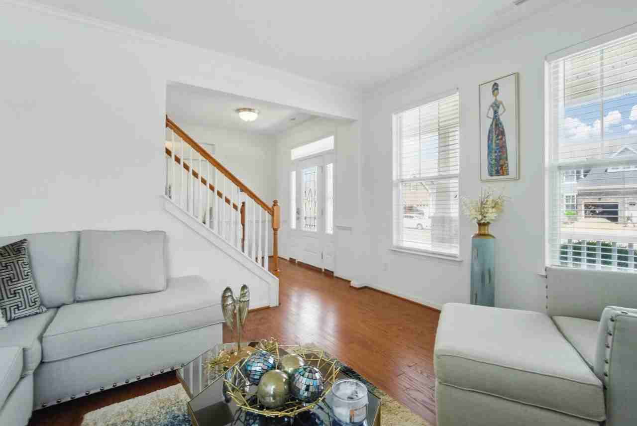 2211 Orange Root Dr - Photo 5 of 28