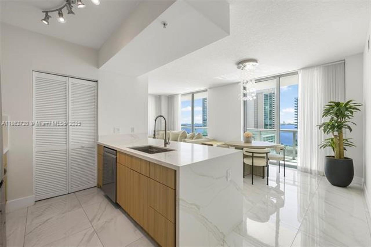 333 Ne 24th St #1509 - Photo 3 of 39