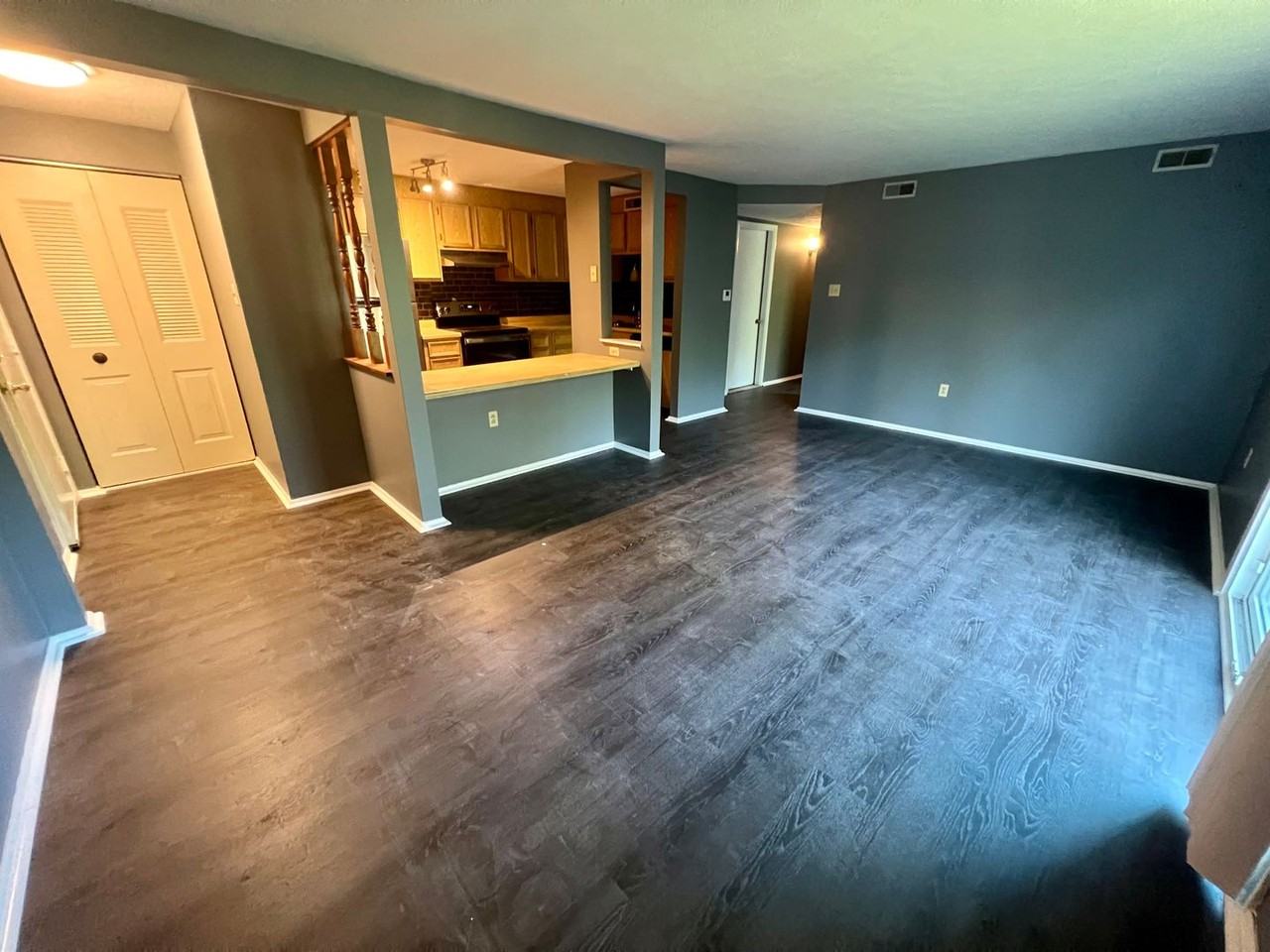 6322 Patrick Henry Dr - Photo 3 of 23