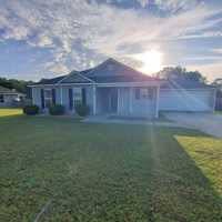 featured image of 48 N Moody Dr