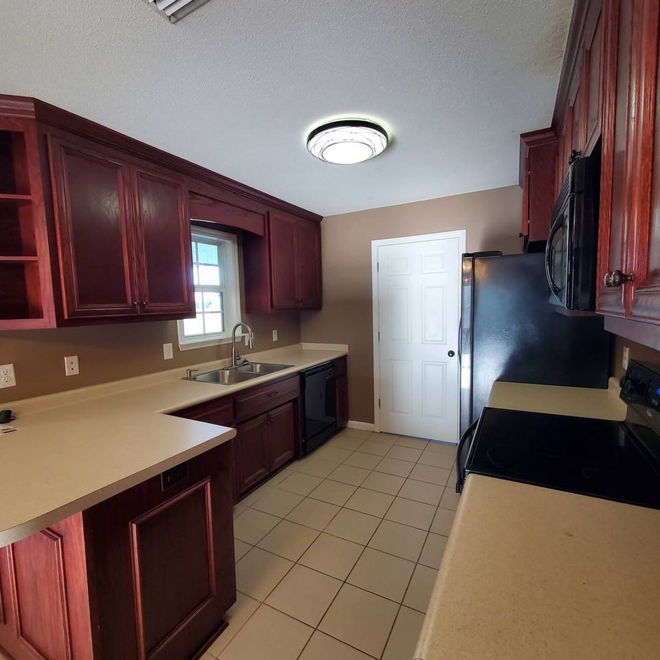 48 N Moody Dr - Photo 3 of 12