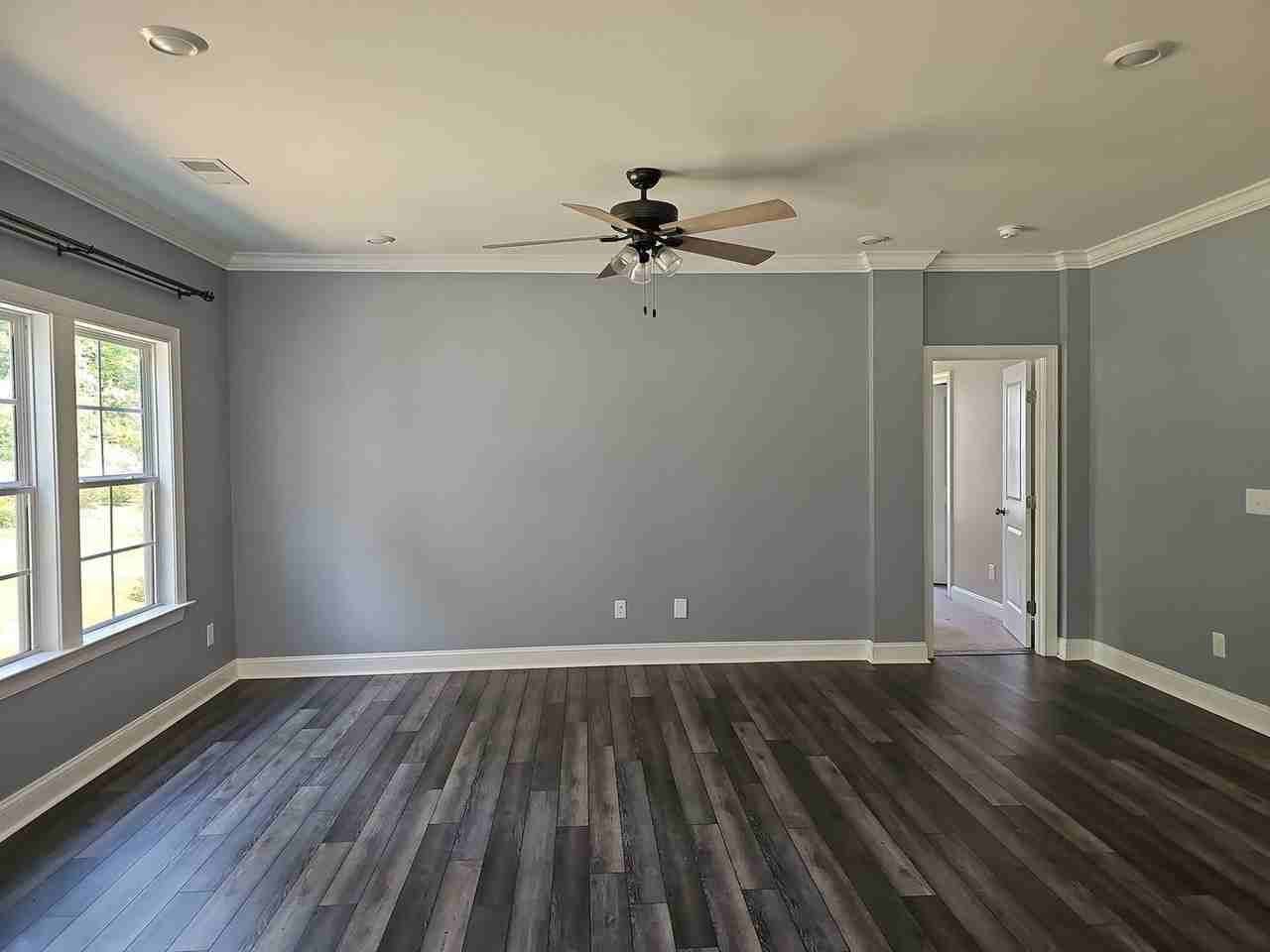 244 Chateau Way - Photo 2 of 12