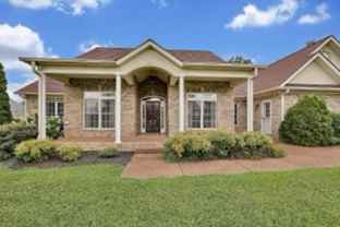 614 Greene Dr - Photo 1 of 1