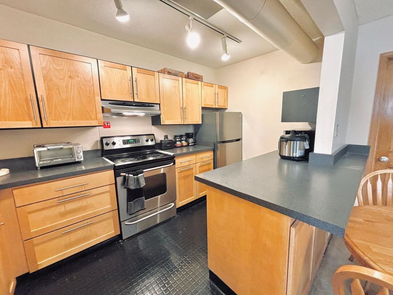 1822 S 5th St #C - Photo 2 of 22