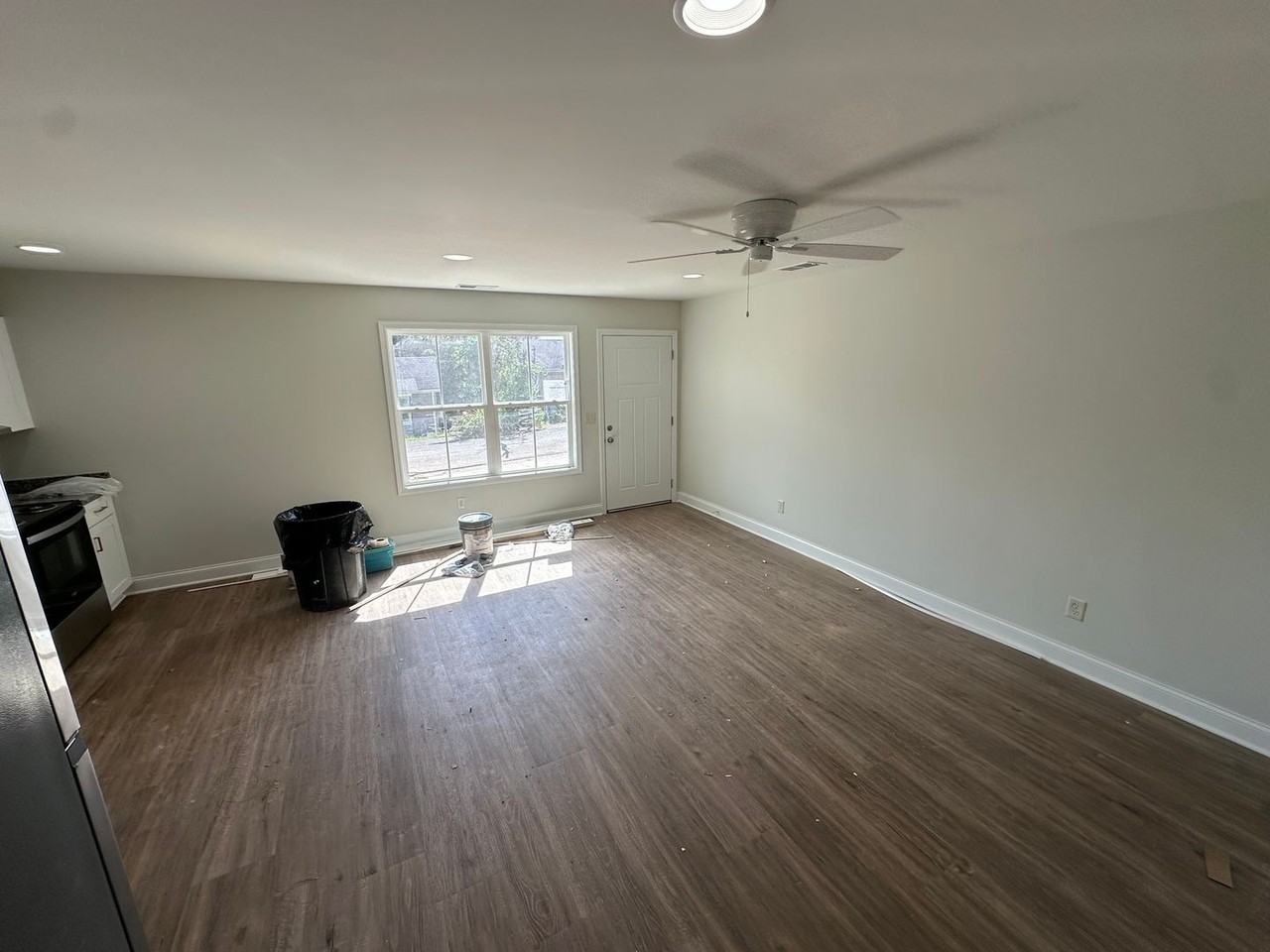 25 Wyatt Ln - Photo 3 of 9