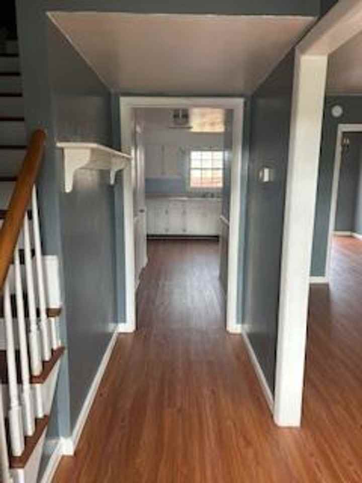 104 Southampton Dr - Photo 4 of 13