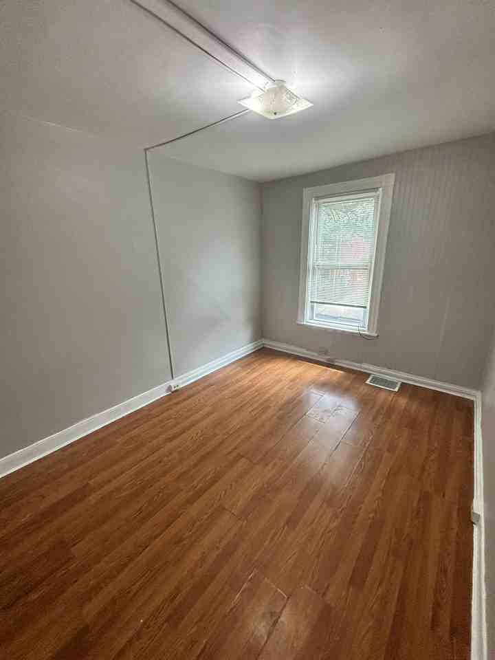 405 East Orange Street - Photo 2 of 4