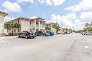 featured image of 2405 W 78th St