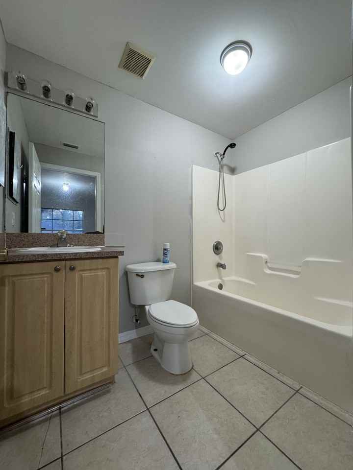 4773 Jordan Avenue South - Photo 7 of 20
