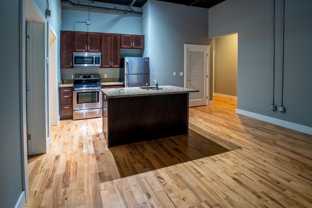 139 Pearl St NW - Photo 1 of 1