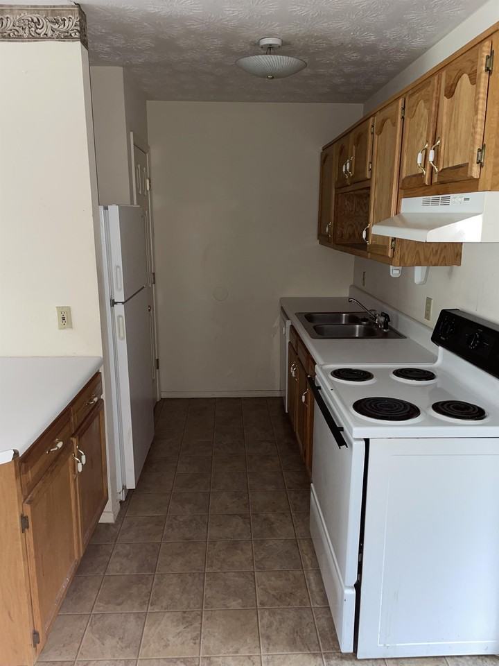 3100 Dodson Branch Rd - Photo 2 of 30