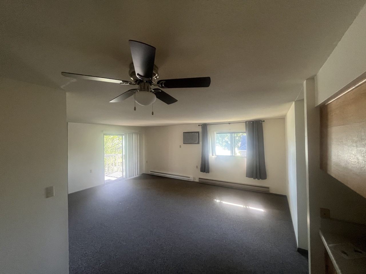 Broadway Court I (MARKET) - Photo 3 of 30