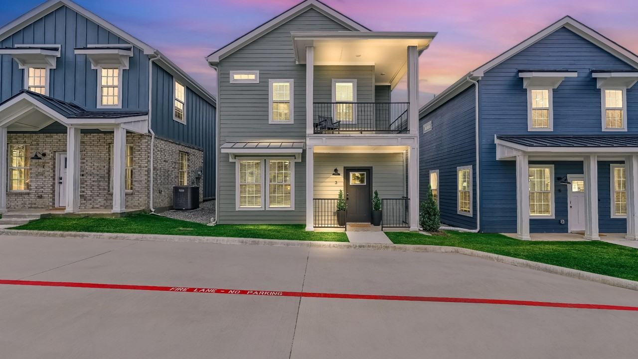 Heritage Court - Photo 6 of 50