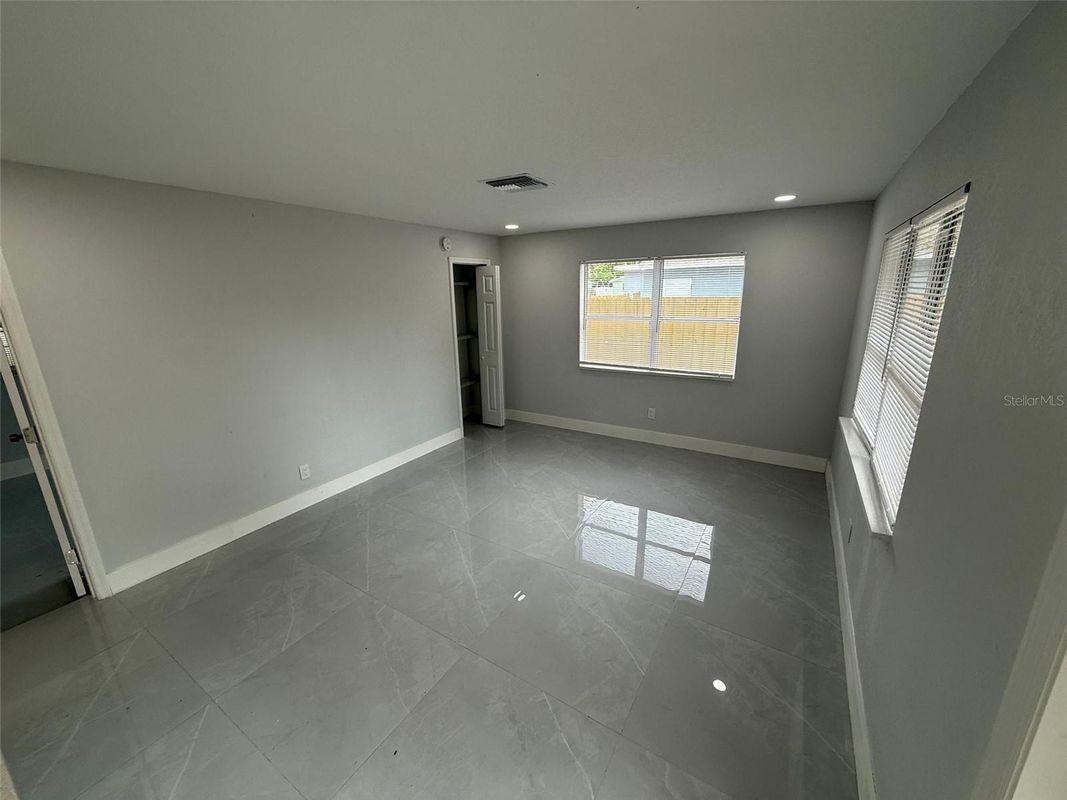 427 40th Ave S ##B - Photo 2 of 6