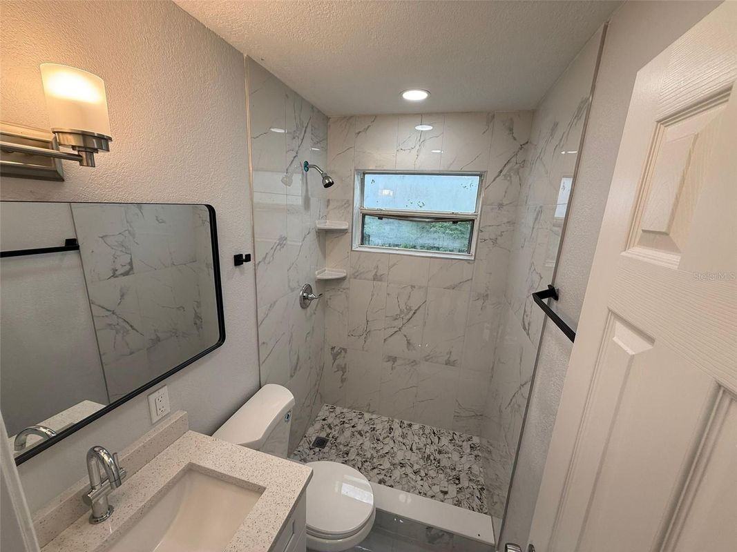 427 40th Ave S ##B - Photo 3 of 6