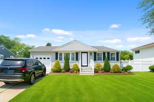 featured image of 82 Yankee St