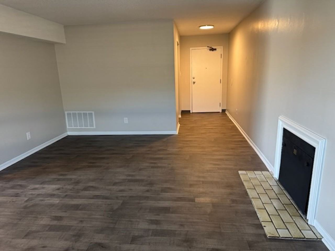 Windchase Flats & Townhomes - Photo 2 of 13