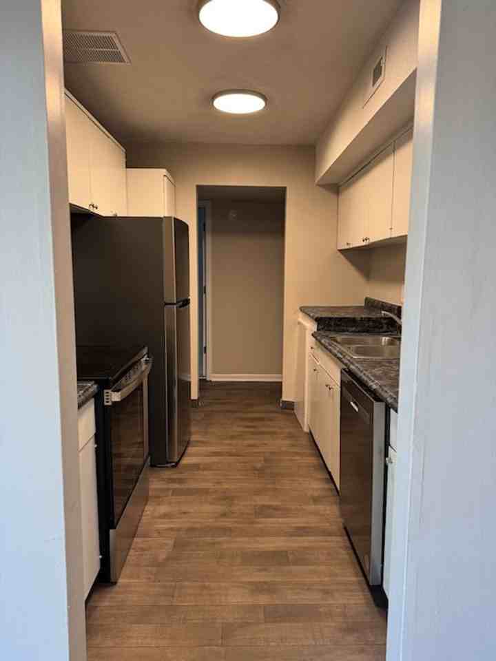 Windchase Flats & Townhomes - Photo 3 of 13