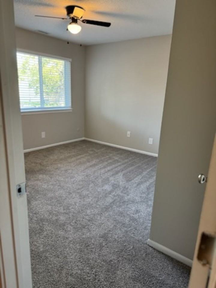 Windchase Flats & Townhomes - Photo 7 of 13