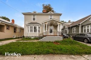 featured image of 1018 Palmer Pl