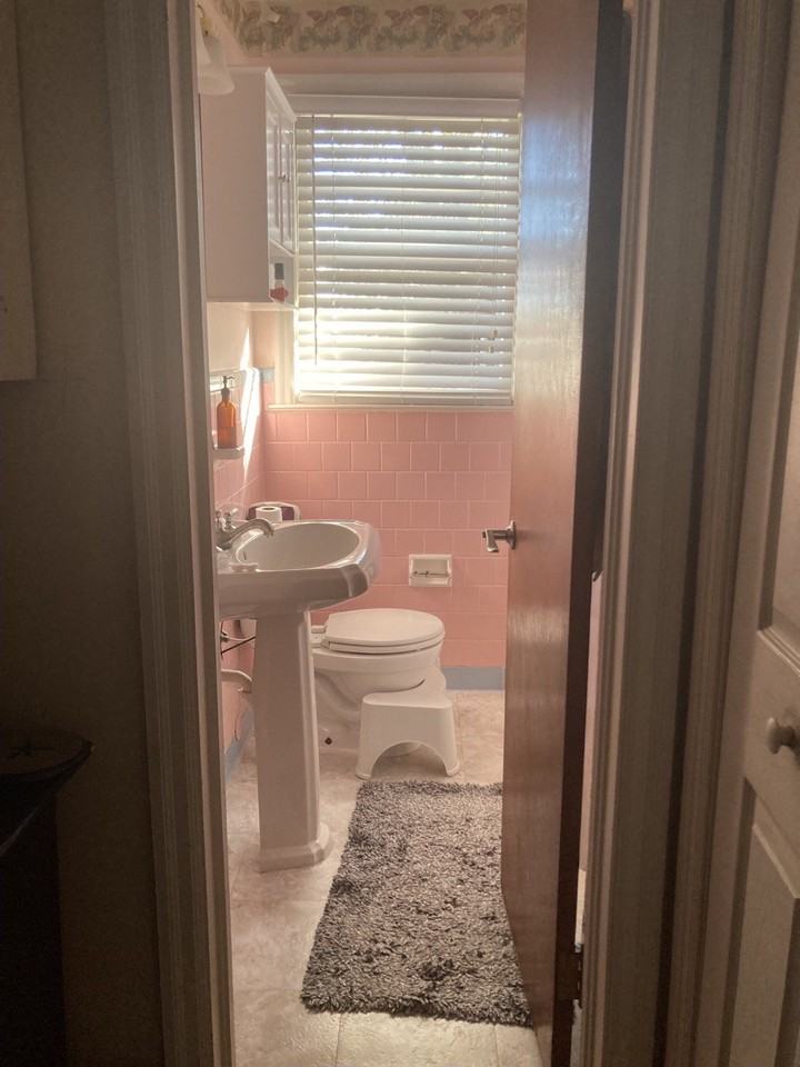 1217 Jensen St #NA - Photo 2 of 10