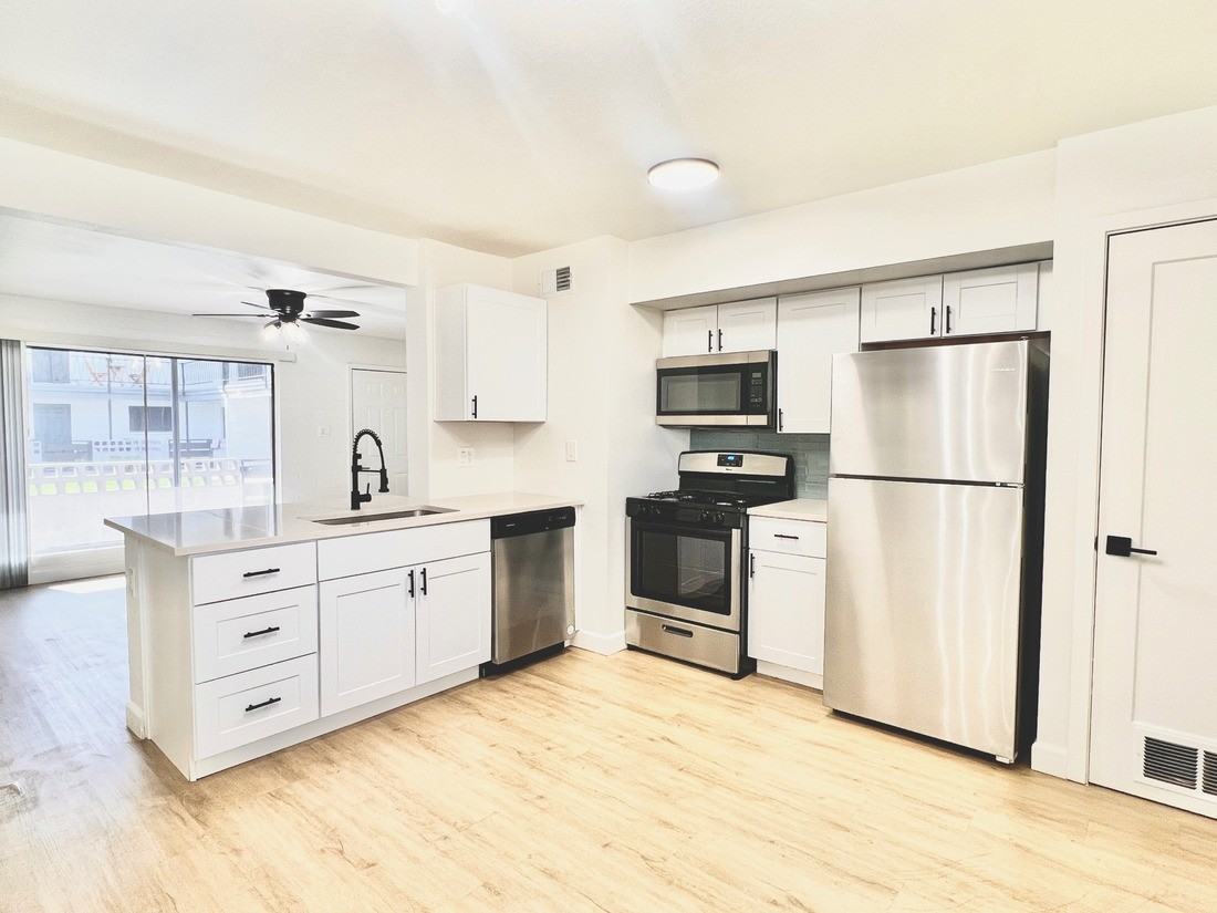 3524 N Miller Rd #15 - Photo 3 of 39