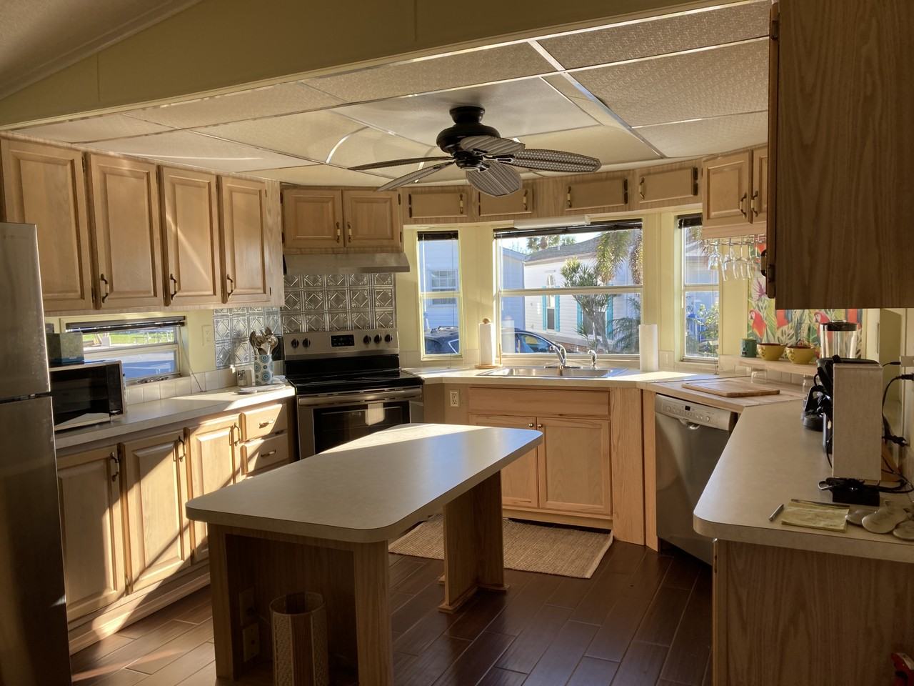 2078 Nettles Blvd #NA - Photo 2 of 9