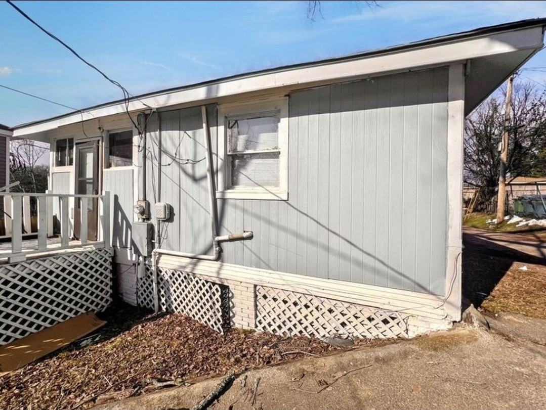 3015 W 15th St #NA - Photo 2 of 12