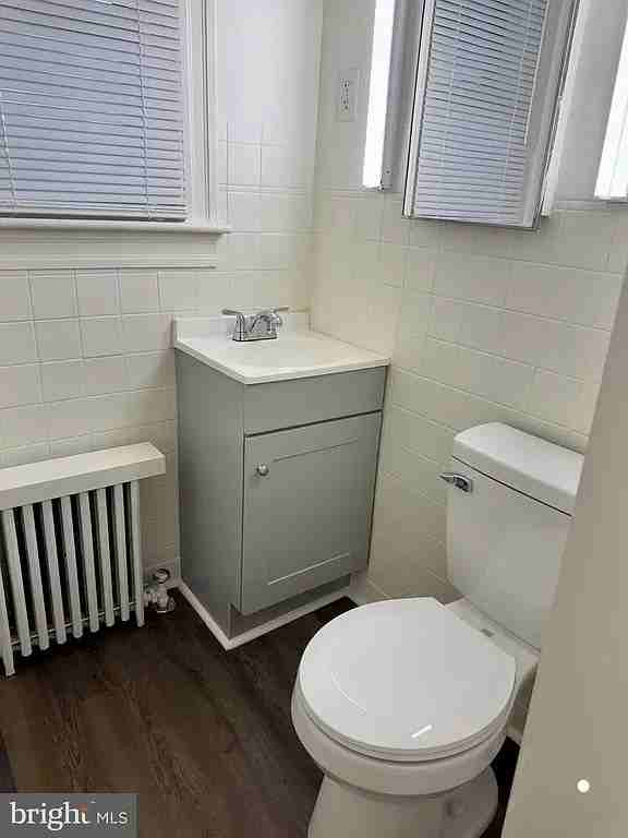 235 E Maple St #2 - Photo 3 of 13
