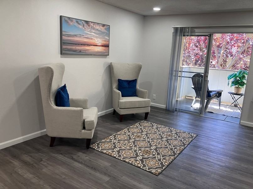 7375 Rollingdell Dr #1X1 - Photo 2 of 19