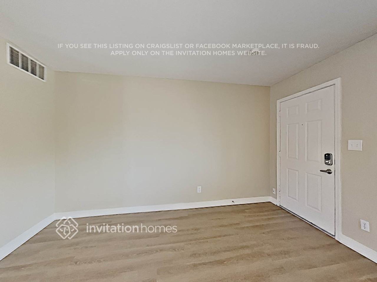 1134 E Diana Ave - Photo 3 of 18