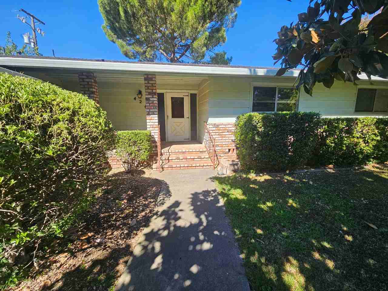 426 Stanmar Dr - Photo 2 of 32