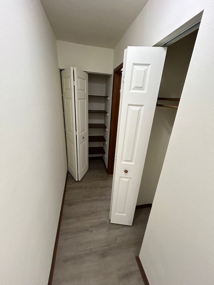 5027 National Ave. - Photo 4 of 10