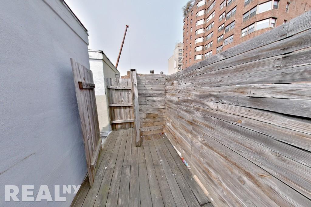 E 83rd St #5E - Photo 2 of 7