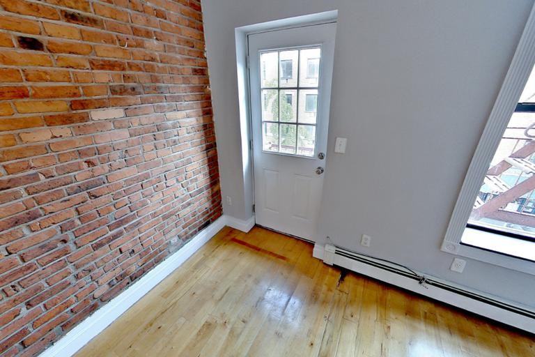 Avenue B #3E - Photo 2 of 5