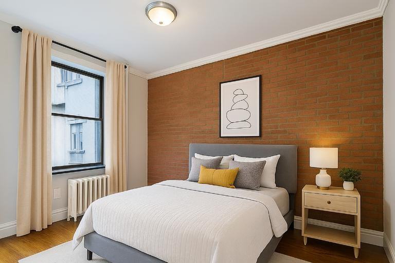 Clinton St #1B - Photo 2 of 5